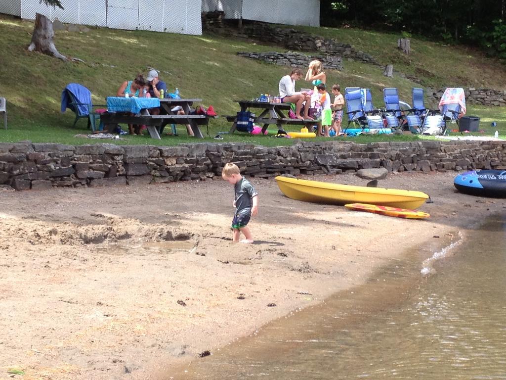 Little Hawk Resort & Marina Algonquin Highlands Εξωτερικό φωτογραφία