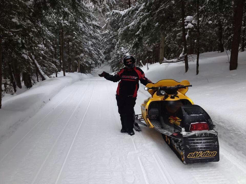 Little Hawk Resort & Marina Algonquin Highlands Εξωτερικό φωτογραφία