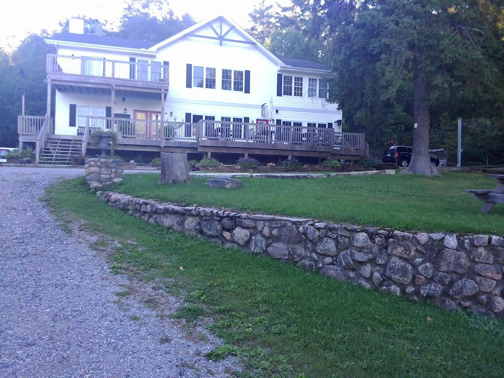 Little Hawk Resort & Marina Algonquin Highlands Εξωτερικό φωτογραφία