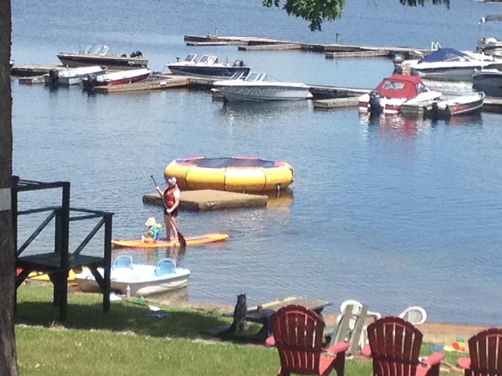 Little Hawk Resort & Marina Algonquin Highlands Εξωτερικό φωτογραφία