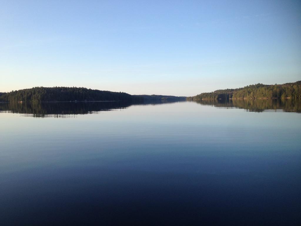 Little Hawk Resort & Marina Algonquin Highlands Εξωτερικό φωτογραφία