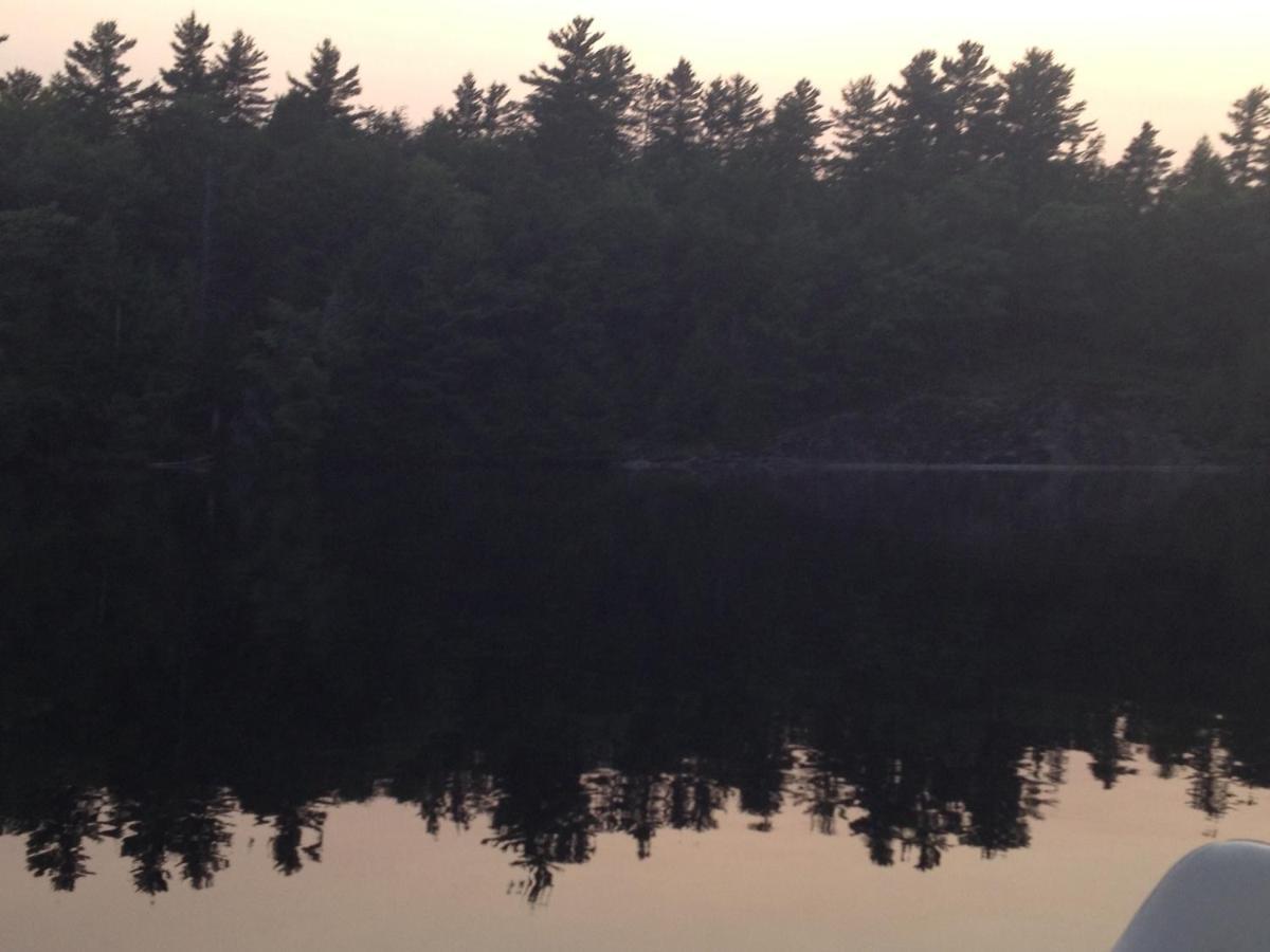Little Hawk Resort & Marina Algonquin Highlands Εξωτερικό φωτογραφία