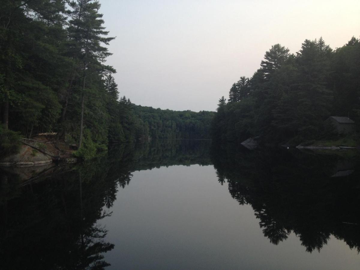 Little Hawk Resort & Marina Algonquin Highlands Εξωτερικό φωτογραφία